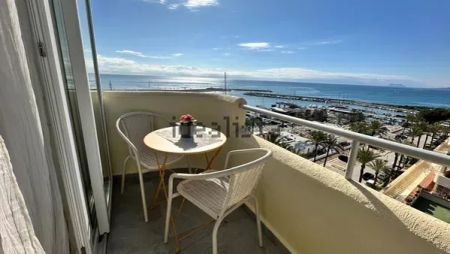 Alquiler de piso en Avenida del Carmen - Foto 3