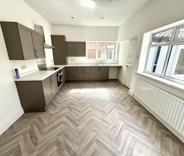 3 bedroom detached bungalow to rent - Photo 4