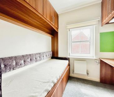 3 bedroom end of terrace house to rent - Photo 6
