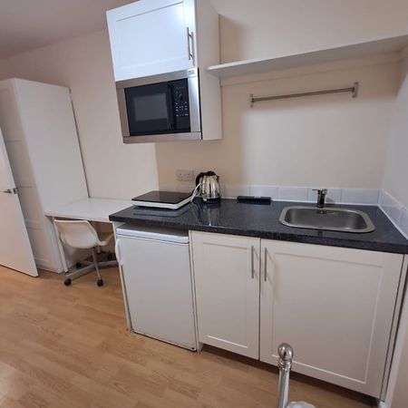 Studio Flat, Scotland Road, L5 - Photo 3