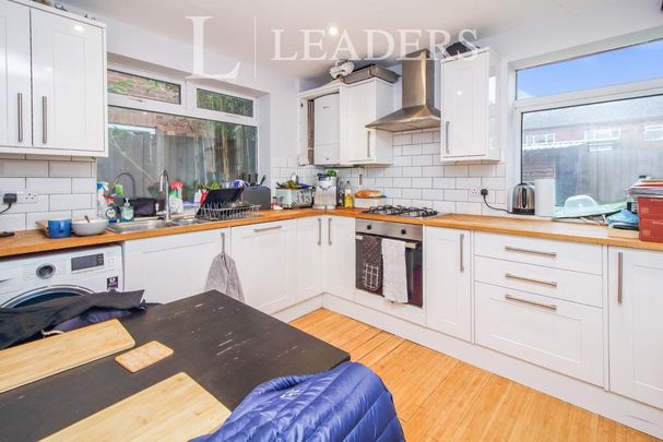 2 bedroom house to rent - Photo 1