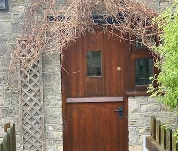 2 bedroom cottage to rent - Photo 3