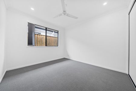 Brand New Modern Living in the Heart of Yarrabilba - Photo 5