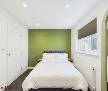 1 bedroom in a house share to rent - Photo 6
