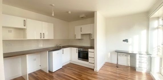 Clyde Court, Leicester, LE1 - Photo 2