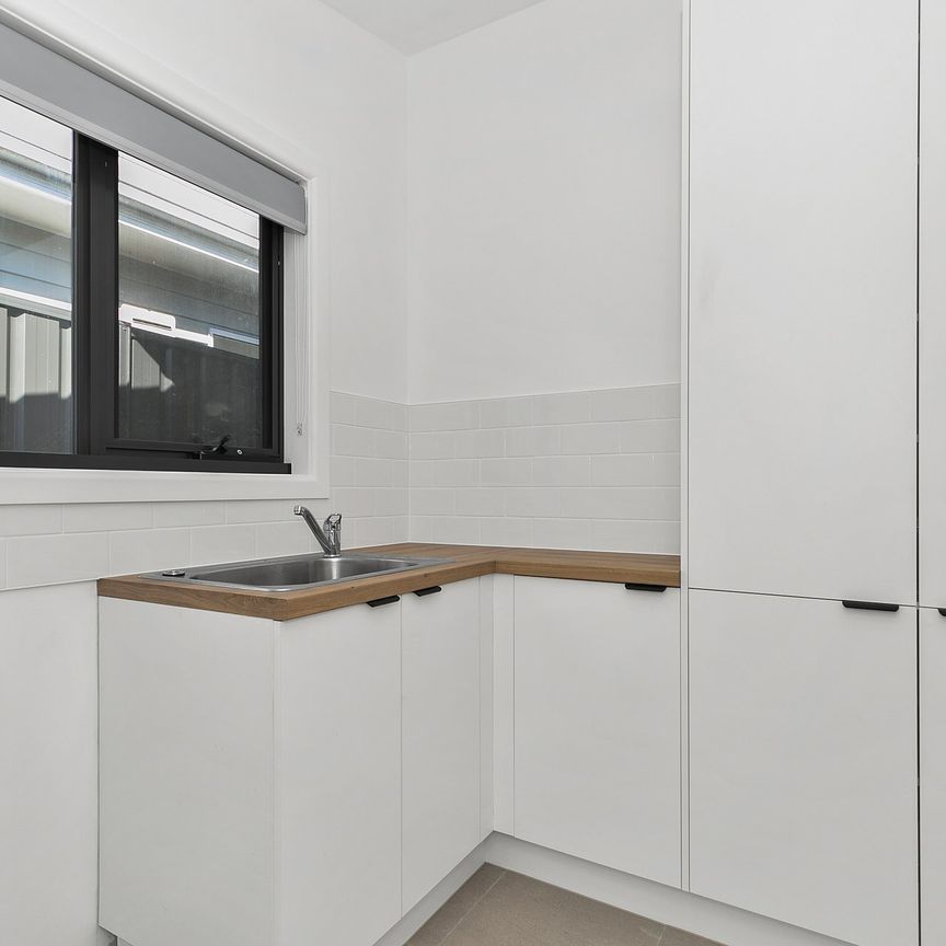 13 Deakin Street, Mitcham - Photo 1