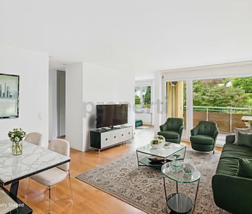 Stadtnahe und moderne 2.5-Zimmer-Wohnung im steuergünstigeren Gockh... - Photo 2