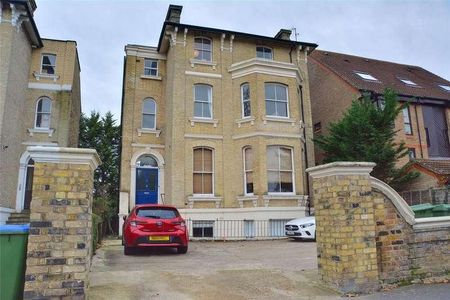 Vanbrugh Park Road West, London, SE3 - Photo 3