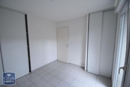 Location Appartement 2 pièces 32m² VILLENEUVE SUR LOT 47300 - Photo 2