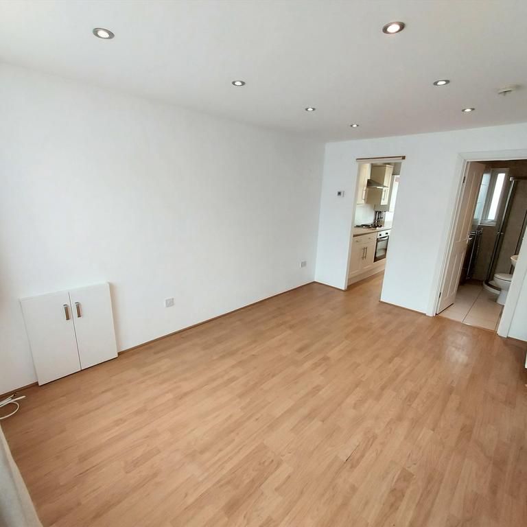 1 bedroom bungalow to rent - Photo 1