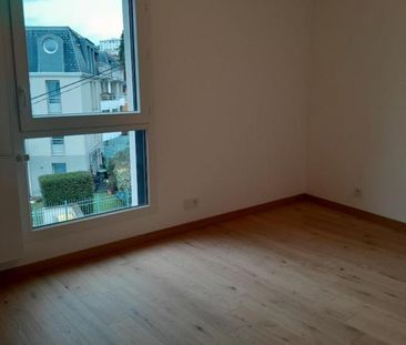 Location Appartement 3 pièces 73m² AIX LES BAINS 73100 - Photo 2