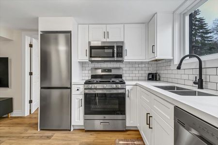 For Lease - 58 Columbia Drive Unit# LOWER, Hamilton, Ontario - Photo 2