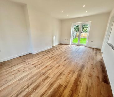 Birkin Avenue, Nottingham, Radcliffe-On-Trent - Photo 3