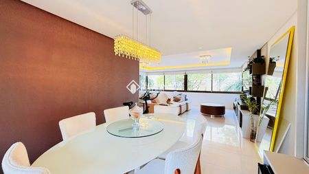 Apartamento com 3 quartos e 133m² para alugar em Vila Ipiranga, Porto Alegre. - Photo 3