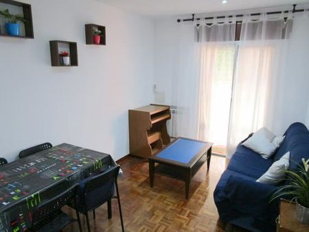 Calle de Francisco de la Fuente, Madrid, Community of Madrid 28031 - Photo 3