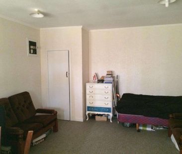 1 Bedroom Unit in Birkdale! - Photo 2