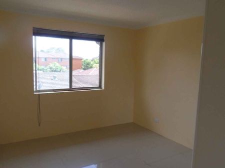 Handy Location!! (AVAILABLE: 13/12/2020) - Photo 5