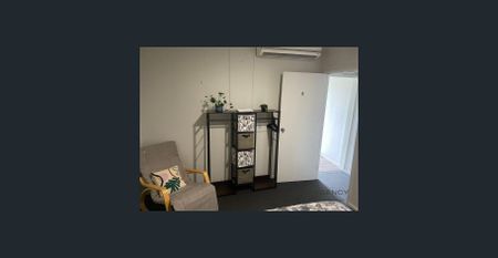 Renovated share house in Kawana, two rooms available! - Photo 3