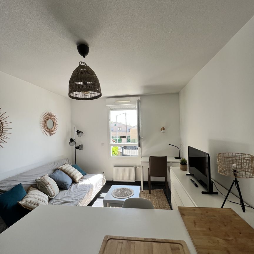 Location Appartement 1 pièce 21m² VENISSIEUX 69200 - Photo 1