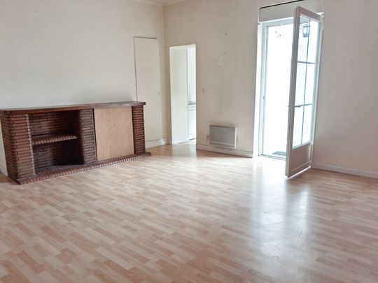 Location Appartement 2 pièces 61m² MARMANDE 47200 - Photo 1