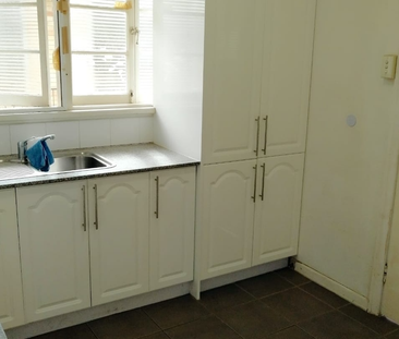 29 Central Avenue, St Lucia, QLD - Photo 1
