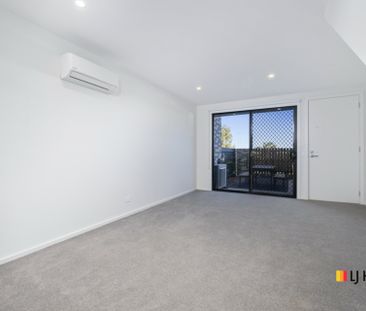 2 Bedroom Townhouse in Taylor - Photo 2