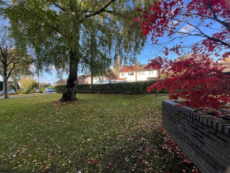 2 bedroom ground floor flat to rent - Photo 4