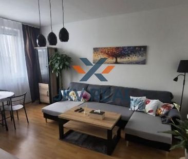 3-IZBOVÝ BYT NA PRENÁJOM – JILEMNICKÉHO ULICA, MICHALOVCE – Fotografia 3