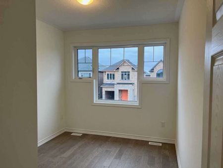 For Lease - 40 Spinland Street, Caledon, Ontario - Photo 2