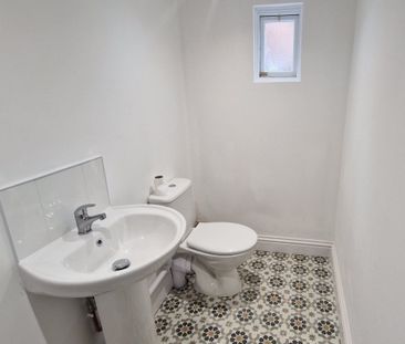 Priory Road - Photo 3