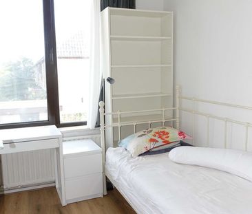 Klaasje Zevensterstraat - Photo 2
