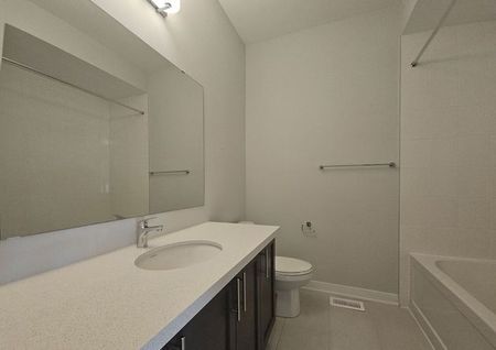 For Lease - 23 Freeman Williams Street, Markham, Ontario - Photo 5