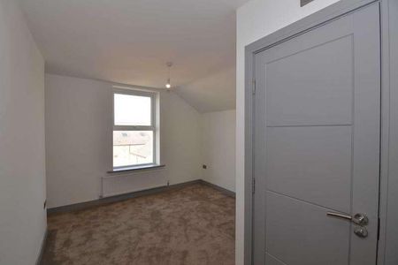 South Parade, Whitley Bay, NE26 - Photo 2