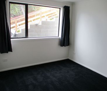 Modern and Elevated 3 bedroom home for rent 2026 - Photo 4