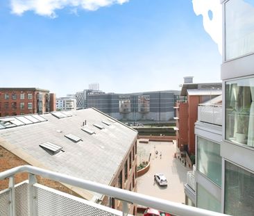 1 bedroom studio apartment to rent - Photo 6