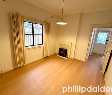 NEAT 4 BEDROOM HOUSE - Photo 3