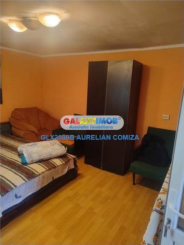 3 camere/ casa Dobroesti - Fotografie 3