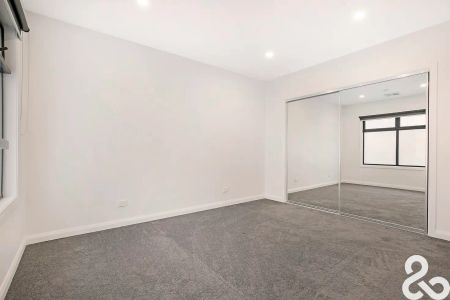 1/4-6 Invermay Street, Reservoir VIC 3073 - Photo 4