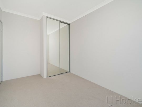 Near new seaside home - Photo 1