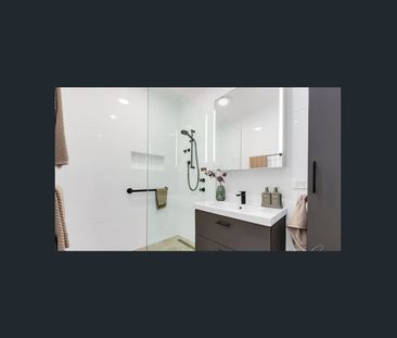 Large Renovated Family home awaits!! - Photo 4