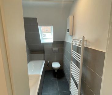 Moderne 2 Zimmer DG Wohnung in Bochum Höntrop Neubau - Photo 1