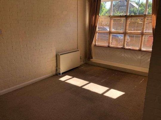 Sherborne Street, Lechlade, GL7 - Photo 1