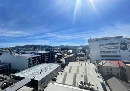 Superb central Wellington two bedroom apartment - Photo 3