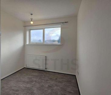 Blackthorn Drive, Beaumont Leys, Leicester, LE4 - Photo 1