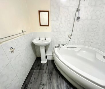 Two-Bedrooms Apartment - Photo 5