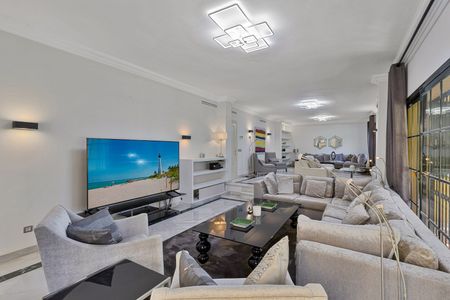 Detached Villa in Guadalmina Baja - Photo 5