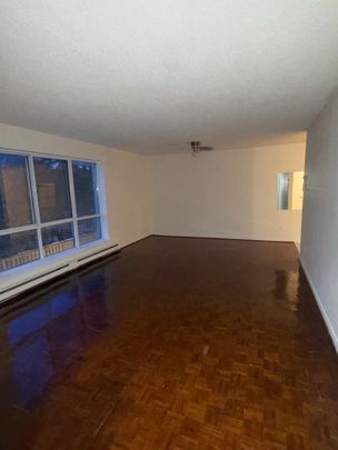 For Lease - 72 Lake Avenue Unit# 201, Richmond Hill, Ontario - Photo 1