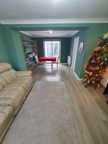 1 bedroom in a house share to rent - Photo 4