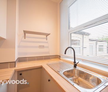 2 bed terraced house to rent in London Road, Trent Vale, Stoke-on-T... - Photo 1