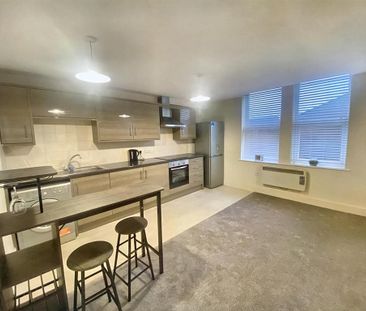 2 bedroom apartment to rent - Photo 3